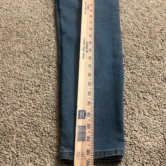 Curve appeal Blue Skinny Jeans with Subtle Fading 335 - Picture 8 of 8